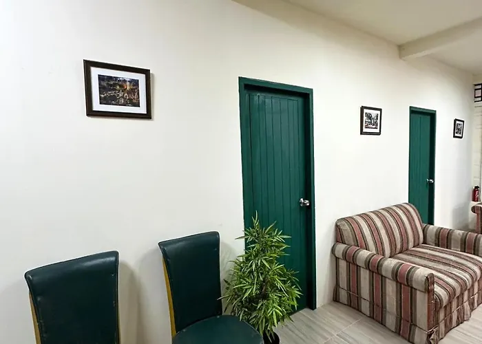 Atlas Khaosan Hostel *